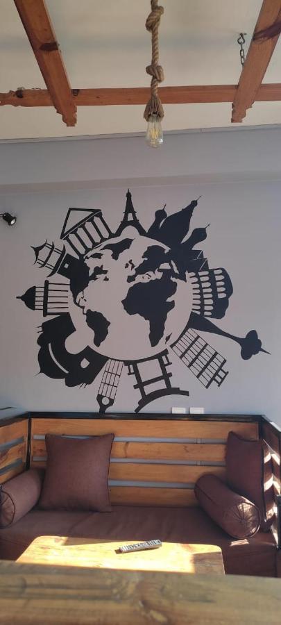 פוקהרה Paila Hostel Lakeside מראה חיצוני תמונה